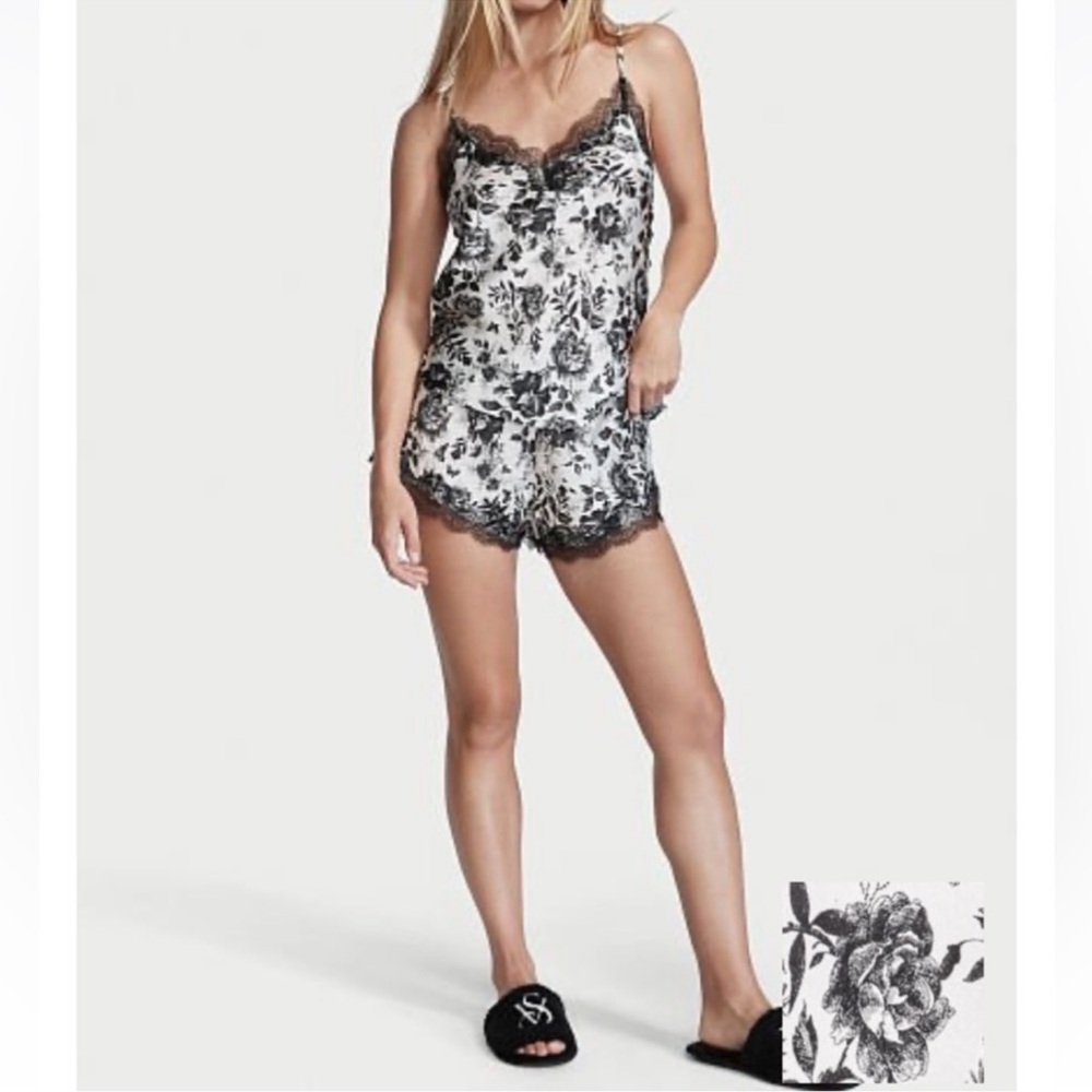 Victoria’s Secret NWT black white floral print lace trim camisole pajama lace up